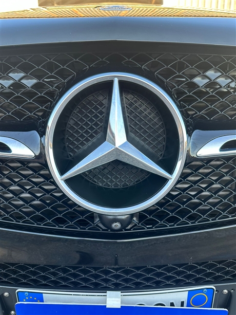 Mercedes